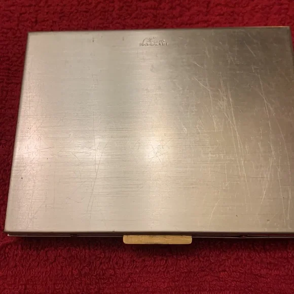 Business card or credit card case . - Picture 3 of 3